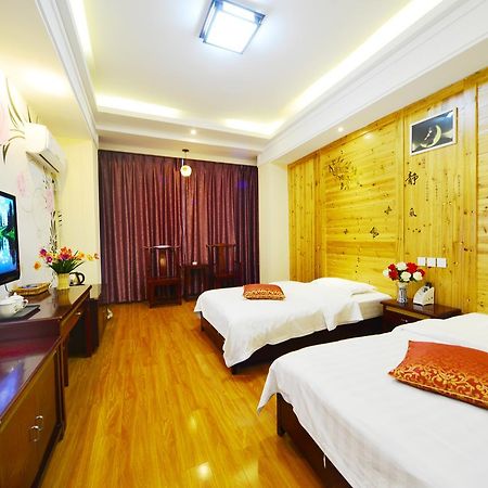 Emeishan Moon Bay Hotel Exterior foto